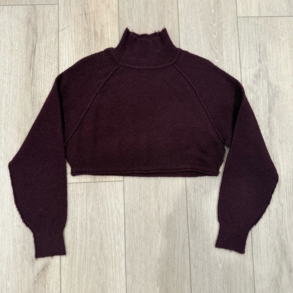 ARIZONA - Women's Dark Purple Burgundy Cropped Turtleneck Sweater Size XS